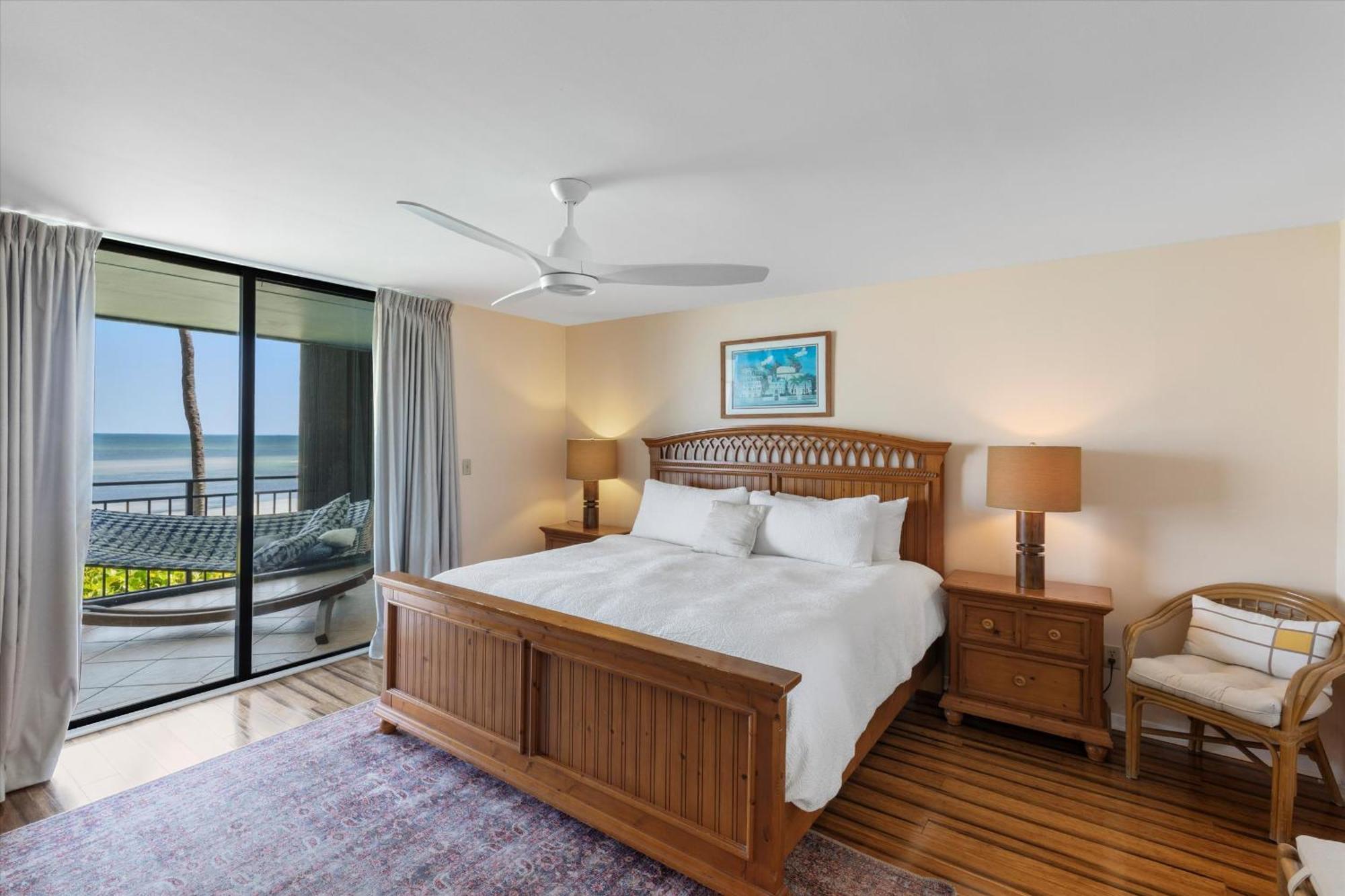Club Seabreeze 103